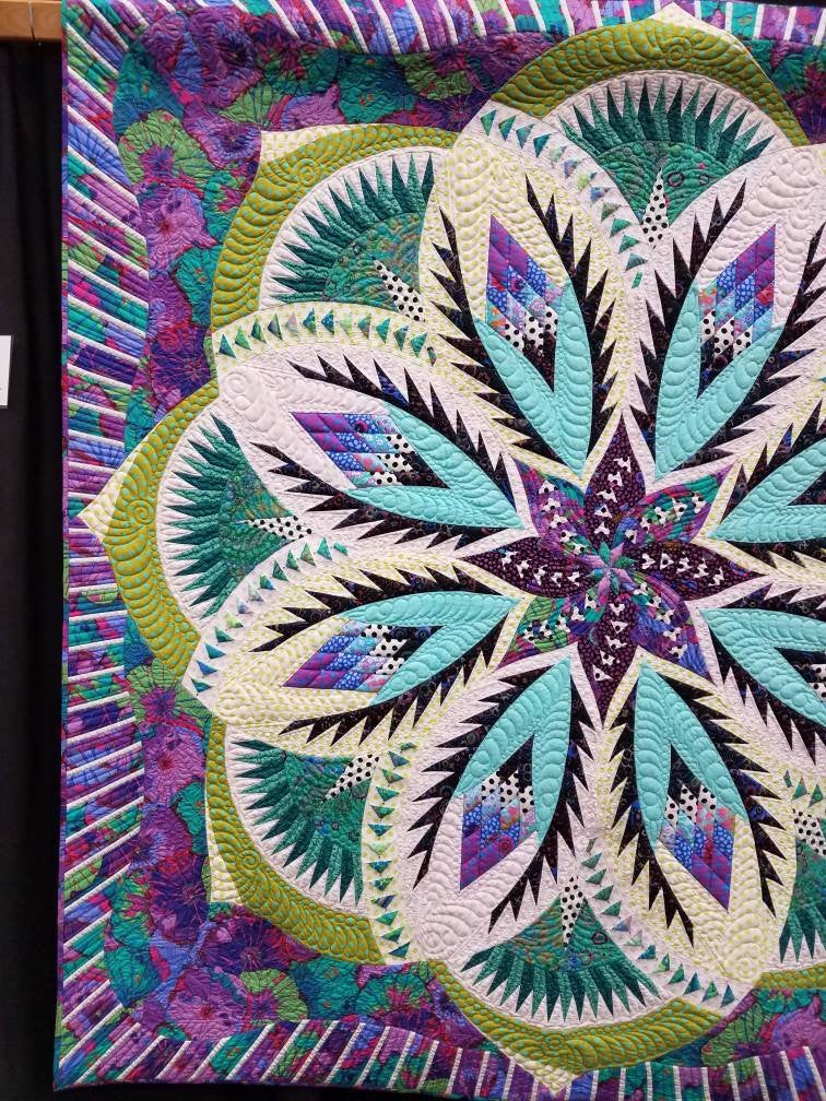 Longarm Quilting Services, Edge to Edge, Custom Quilting, Pantograph, Heirloom Quilting